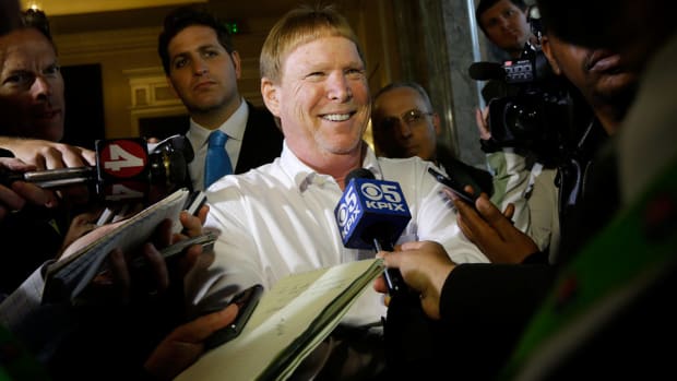 nfl-los-angeles-raiders-mark-davis.jpg